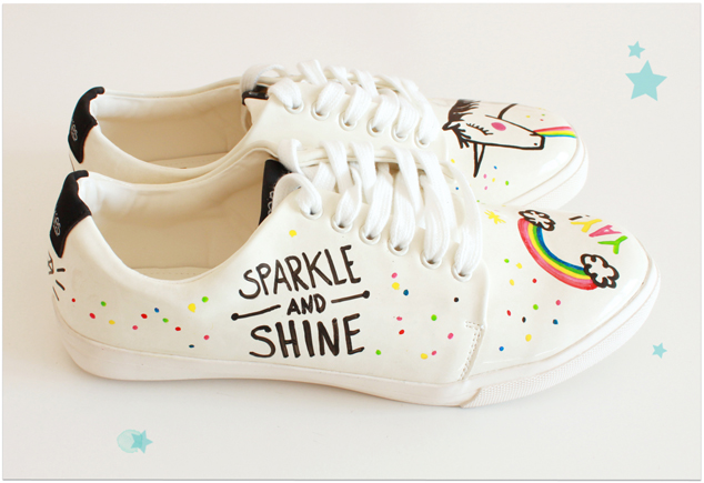 Selbst bemalte Einhorn-Sneaker Sparkle and Shine
